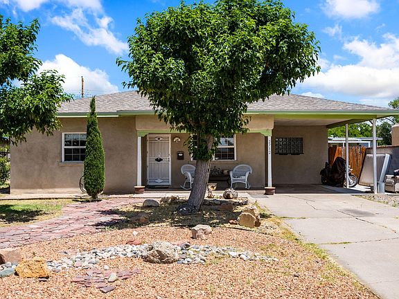 2nd image of 2712 Solano Dr NE