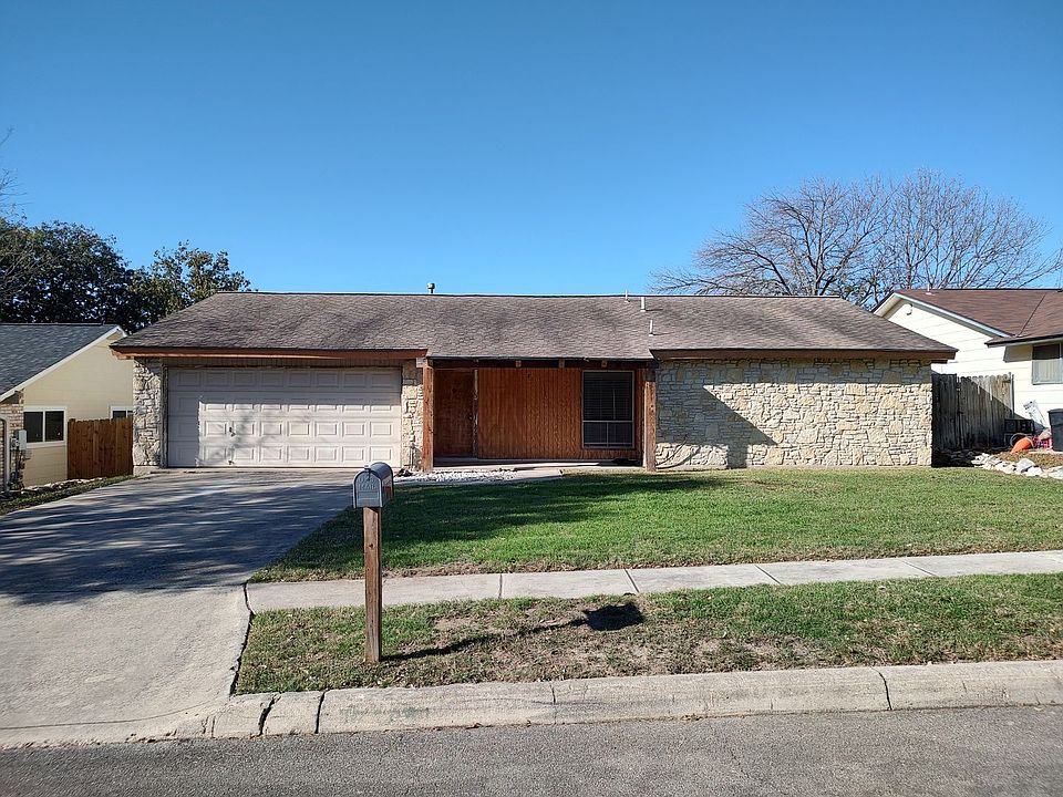 1st image of 12653 King Oaks Dr