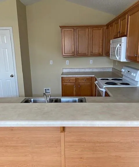 5349 Cimaron Ct — Photo 3