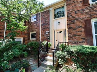 6220 Pepper Hill St, West Bloomfield, MI 48322