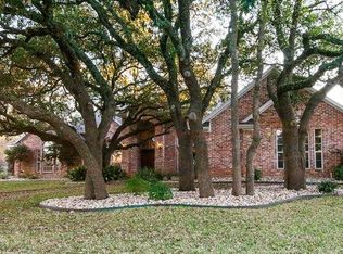 200 Shady Trl, Mc Gregor, TX 76657