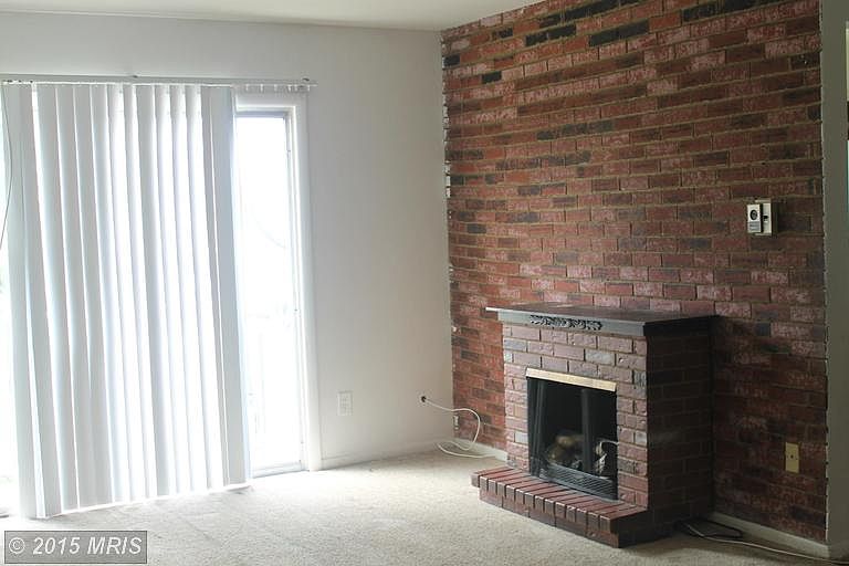 2nd image of 8424 Richmond Hwy APT 95