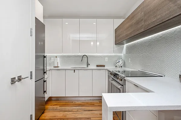 Rented by Compass | media 2