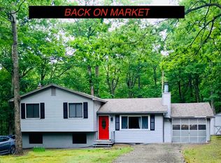 153 Michele Ln, Dingmans Ferry, PA