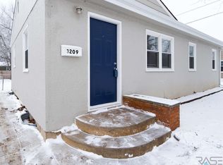 3209 S Grange Ave, Sioux Falls, SD 57105