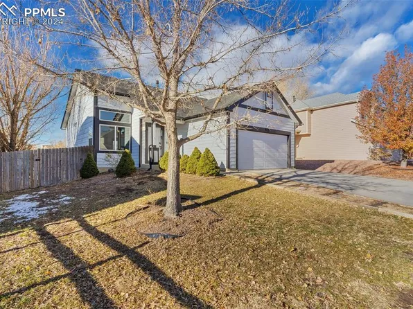921 Legend Oak Dr, Fountain, CO 80817