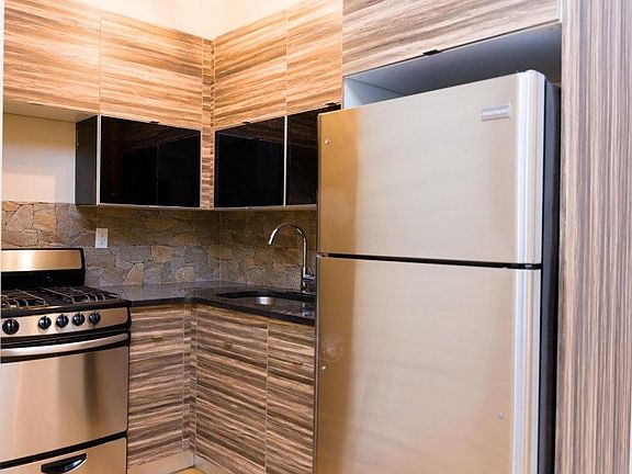 3rd image of 63 Bushwick Ave #1BEG