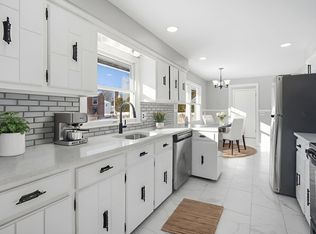 87 Clarendon Ave, Chicopee, MA 01013