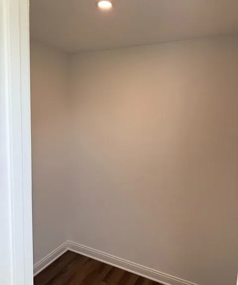 Unit Photo