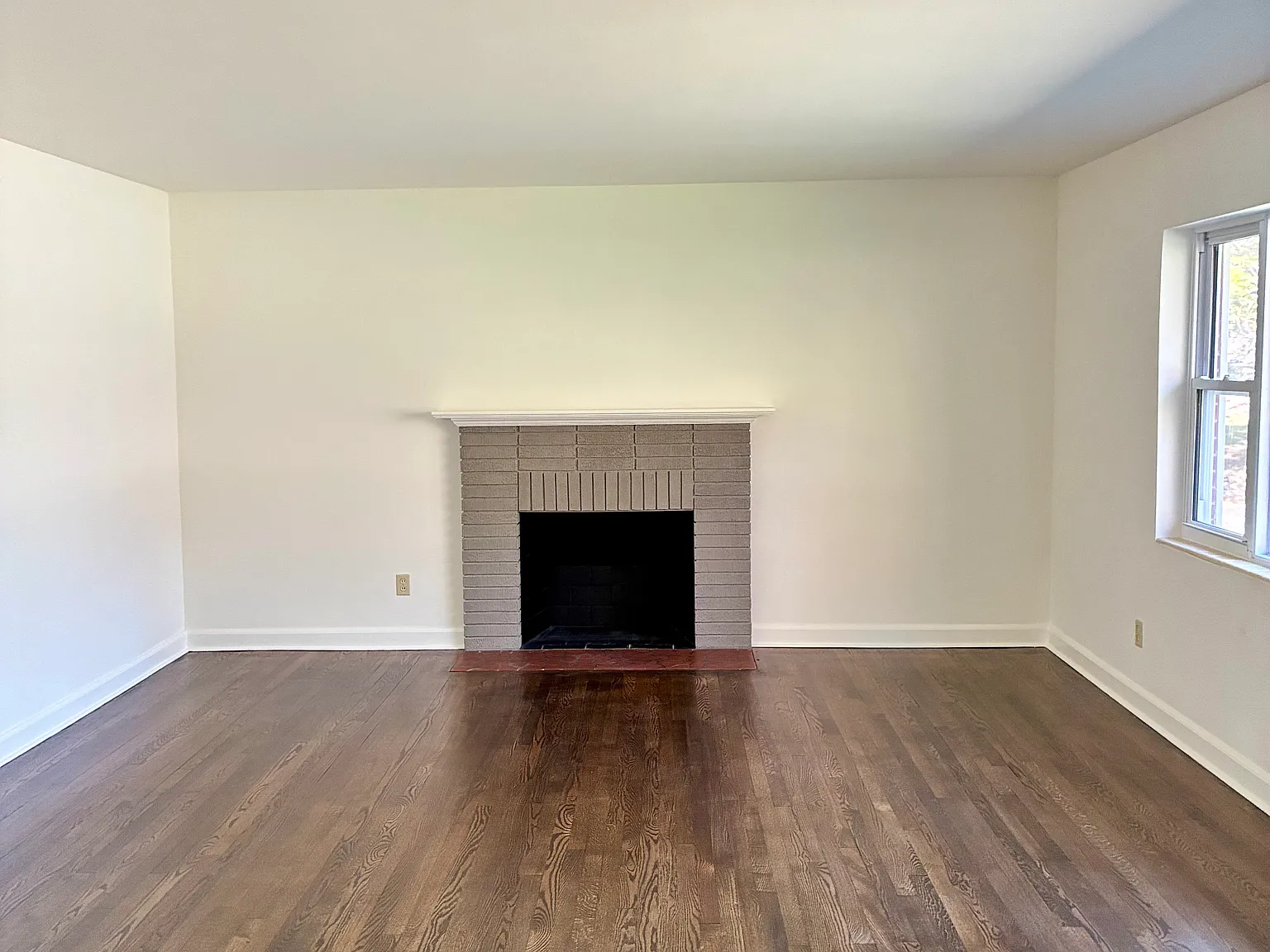 3 bed, 1500 sqft, $2,600 — Photo 3