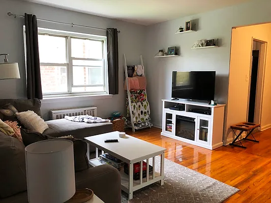 Rented by Prime Realty | media 5