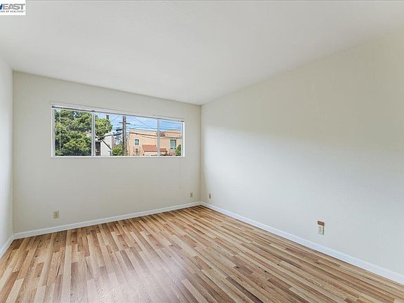 4th image of 3768 Harrison St APT 101