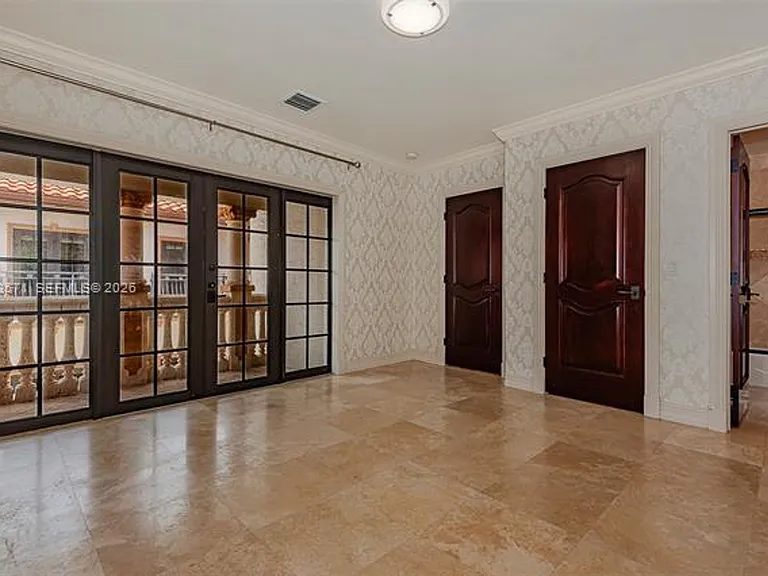 674 Ocean Blvd — Photo 35