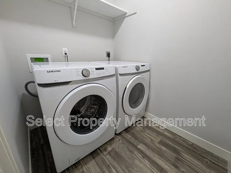 1408 Sacred Oak Ct — Photo 20