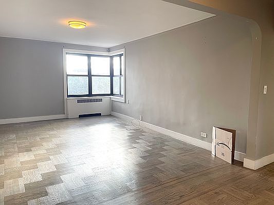 2nd image of 3660 Waldo Ave APT 7C