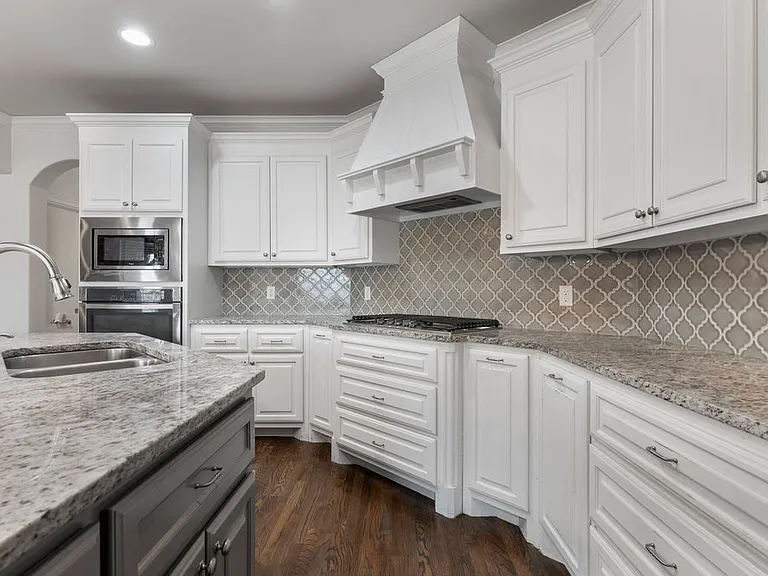Large open Kitchen