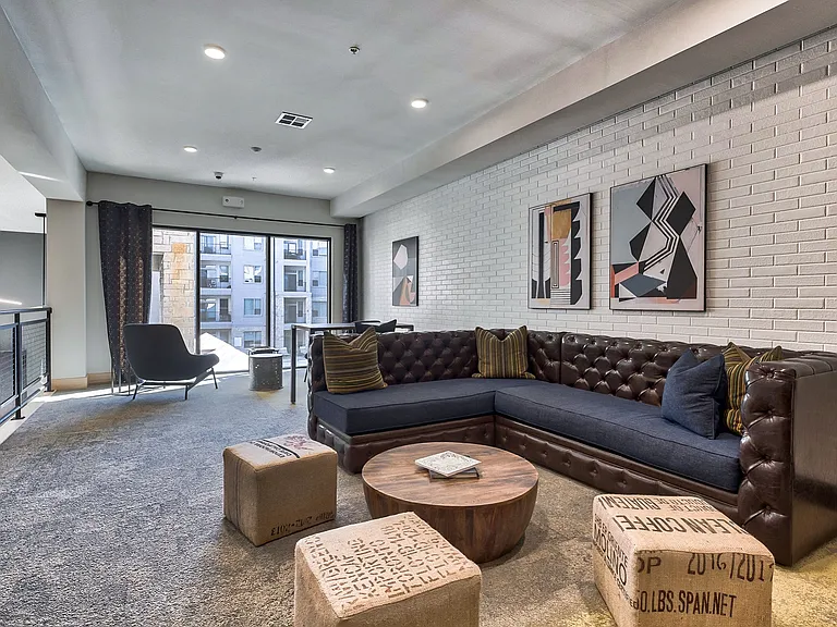 Windsor Burnet offers plenty of gathering places for our residents and their guests