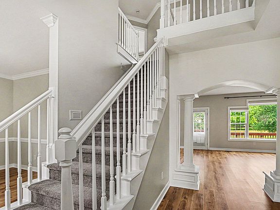 2nd image of 5169 Chasemoor Ct