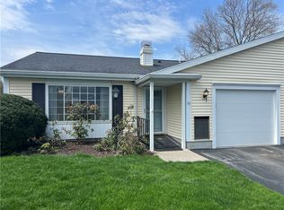 54 Greenway Blvd, Churchville, NY 14428