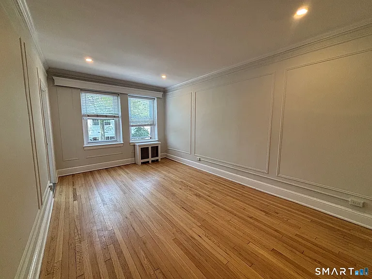 271 Greenwich Ave #1B — Photo 4