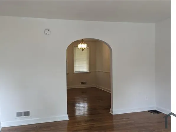 8309 Pleasant Plains Rd, Towson, MD 21286