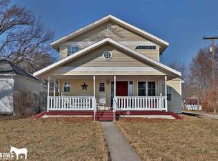 421 5th St, Adams, NE 68301