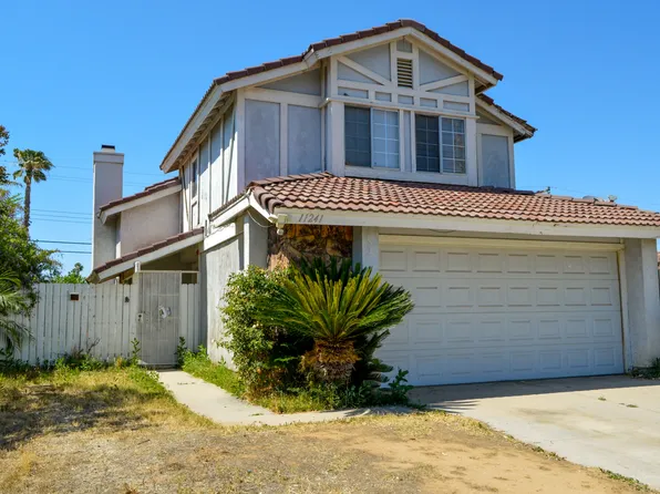 11249 Heathrow Dr, Riverside, CA 92503