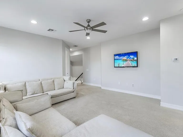 11119 Saint Roman Way — Photo 12