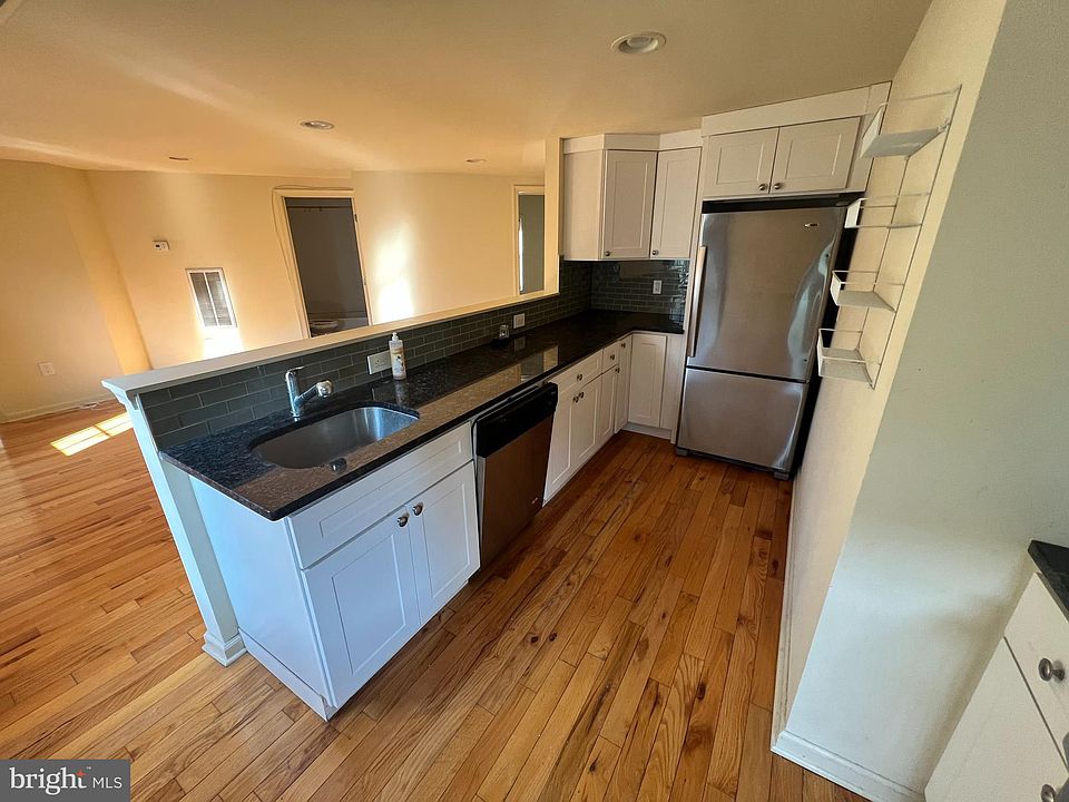 1st image of 1525 Frankford Ave #3F
