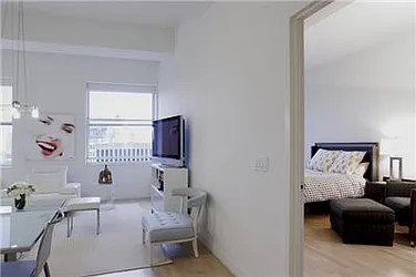 Rented by R New York