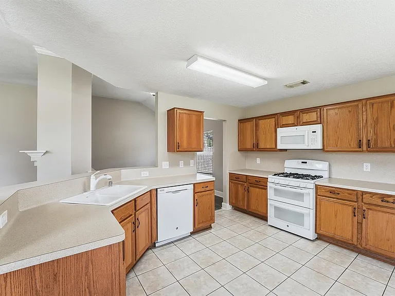 3015 Peerless Pass Ct — Photo 5