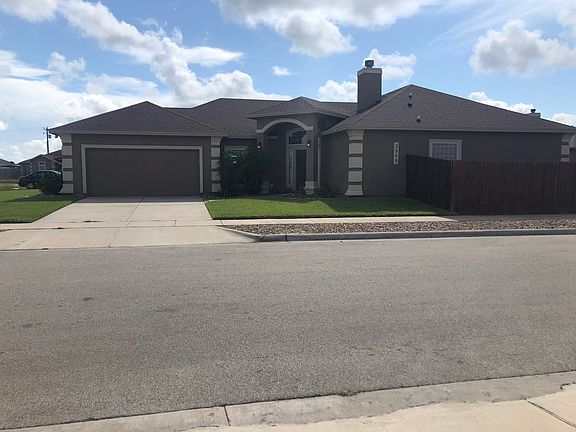 3rd image of 3909 Eckner Dr
