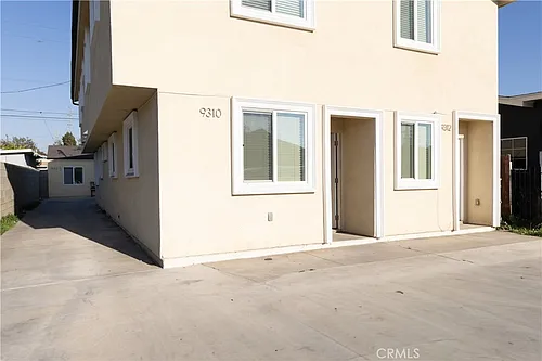 9310 Pace Ave Photo 1