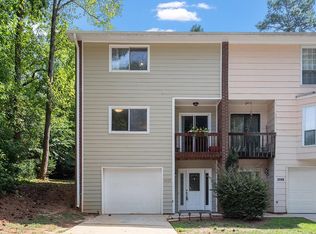 6029 Dixon Dr, Raleigh, NC 27609