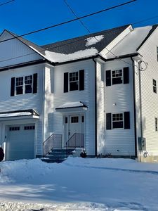 36 Montbatten Rd #B, Billerica, MA, 01821