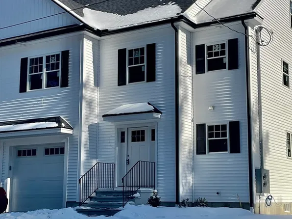 36 Montbatten Rd #B, Billerica, MA 01821