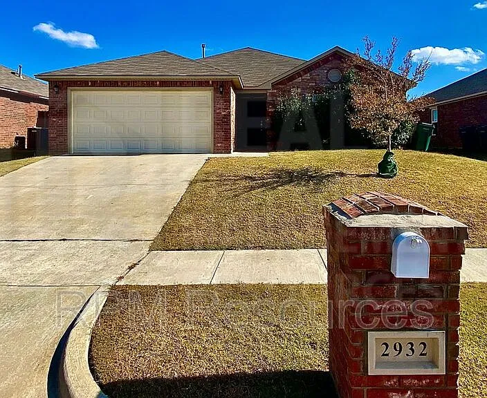 2932 Cider Mill Ln — Photo 2