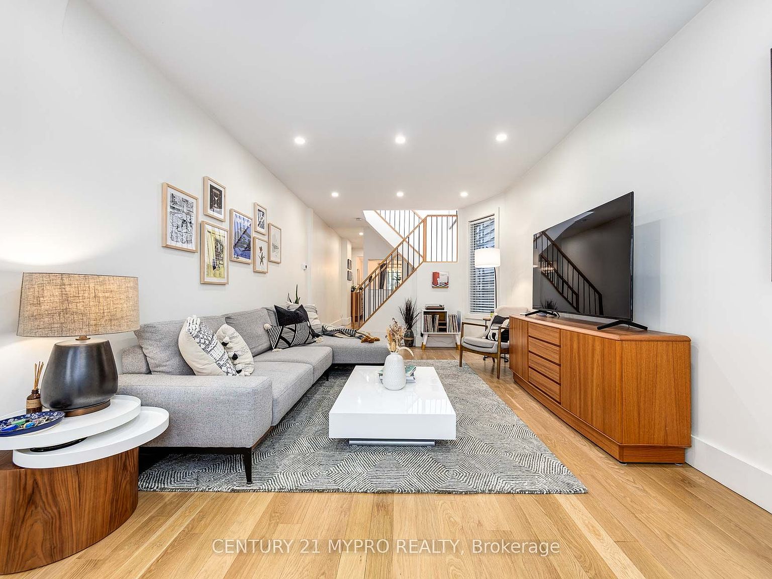 292 Highfield Rd #E01, Toronto, ON M4L 2V5 | MLS #E12185733 | Zillow