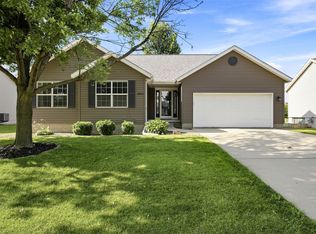 2821 28th Ave SW, Cedar Rapids, IA 52404