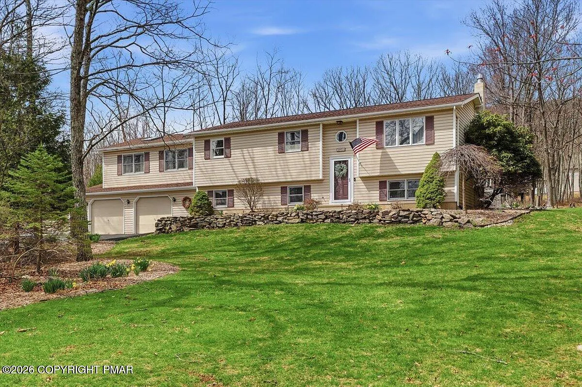 1177 N Rocky Mountain Dr photo 1