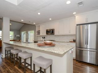 2010 Woodland Springs St, Houston, TX 77077