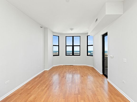 5th image of 1464 S Michigan Ave APT 1503