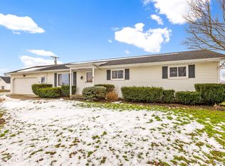 22500 McPhall Rd, Armada, MI 48005