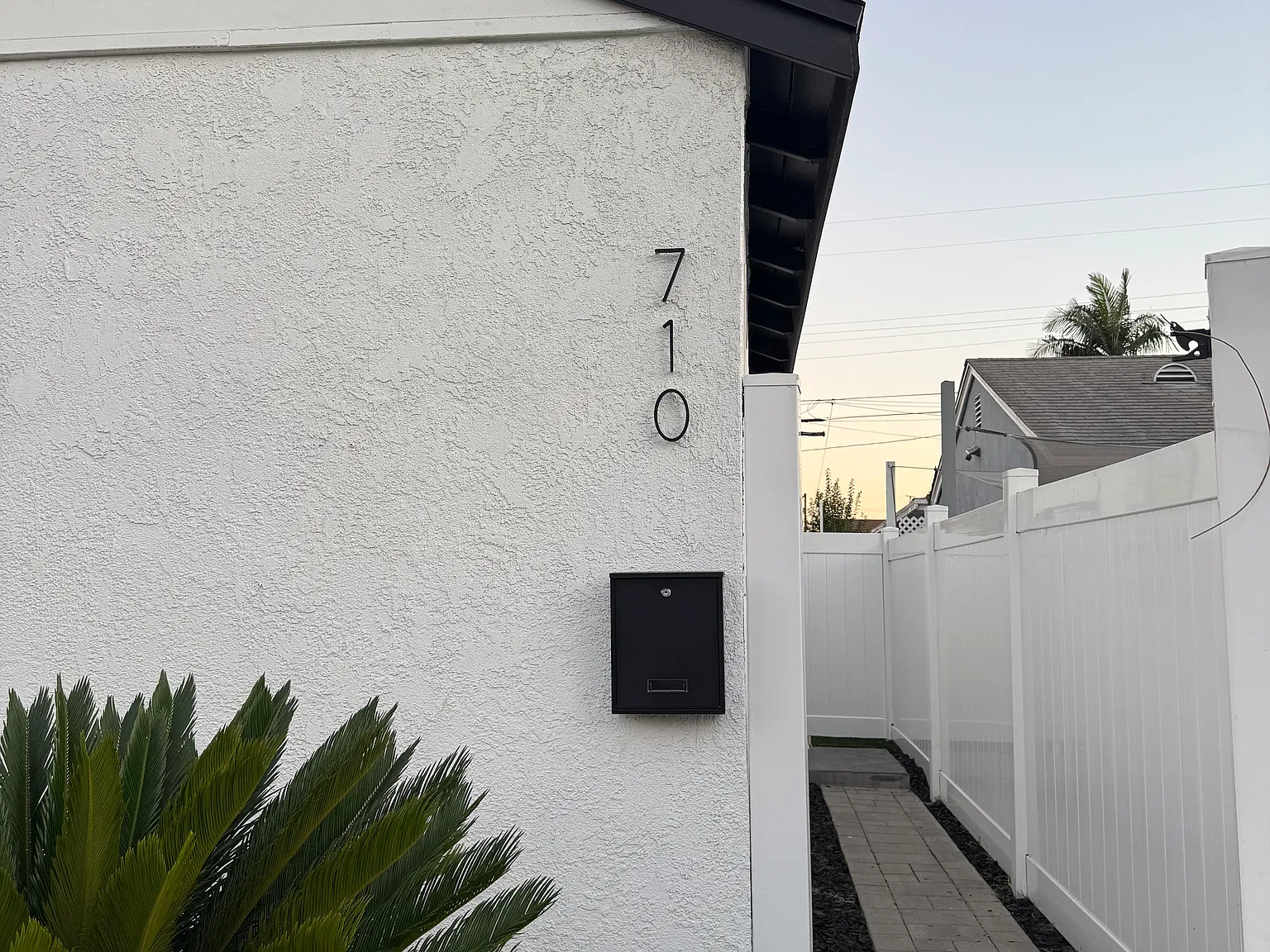 1 bed, $2,100 — Photo 1