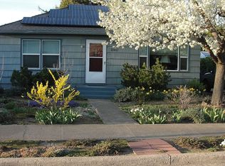 1040 W 13th St, Medford, OR 97501