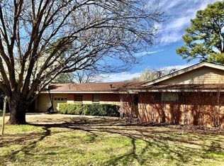 2503 SE 10th St, Mineral Wells, TX 76067