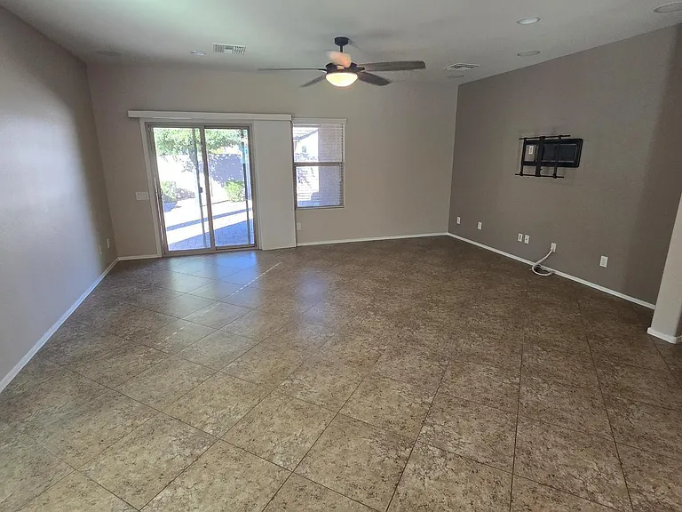 10826 W Avenida Del Rey — Photo 18