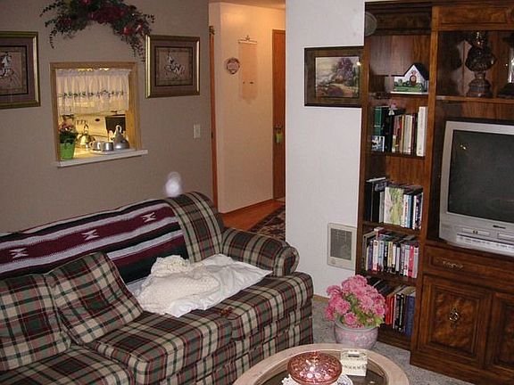 3rd image of 1412 NE 72nd St APT 1