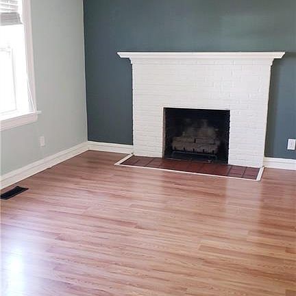 3rd image of 388 E 324th St