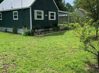 206 N 3rd St, Celeste, TX 75423